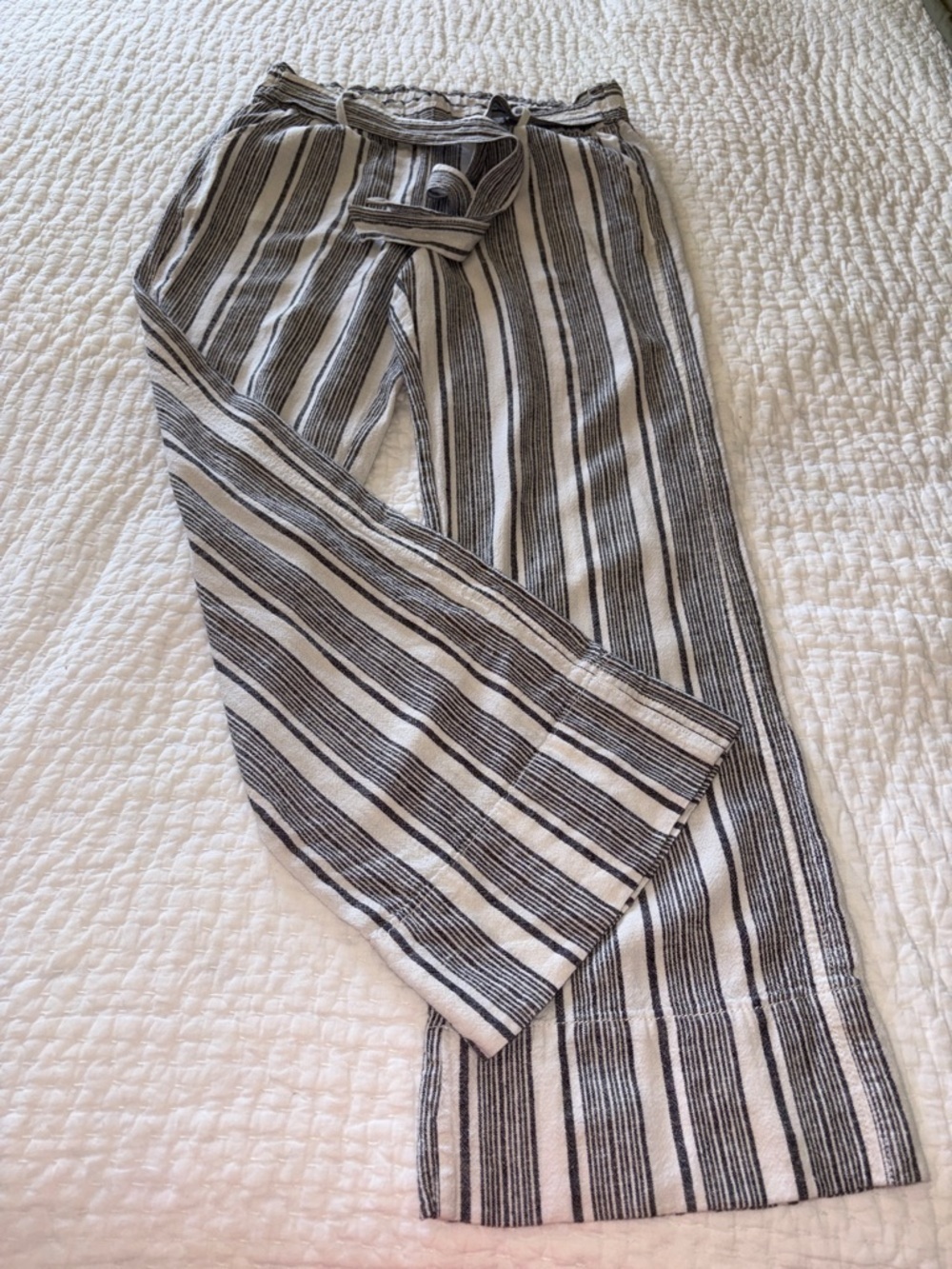Jolt Women’s Linen Blend Striped Lounge Pants - Black & White M EUC